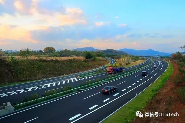 我国最东边的高速公路,鹤大高速已全线通车,通边达海都靠它了!