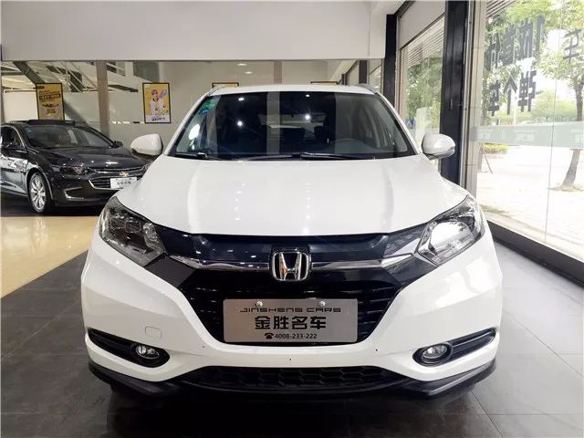 广汽本田 缤智 1.8l cvt两驱豪华型 入户时间:2015年03月 排量:1.