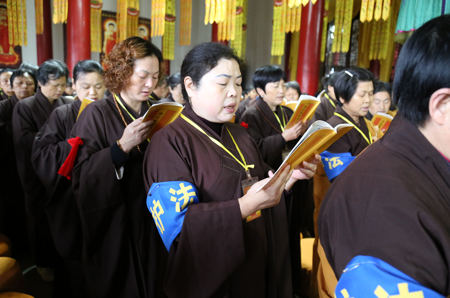 高洞尼众禅院:唯闻钟磬声,古寺藏林间