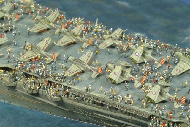 珊瑚海海战是战争史上航空母舰编队在远距离以舰载机首次实施交战
