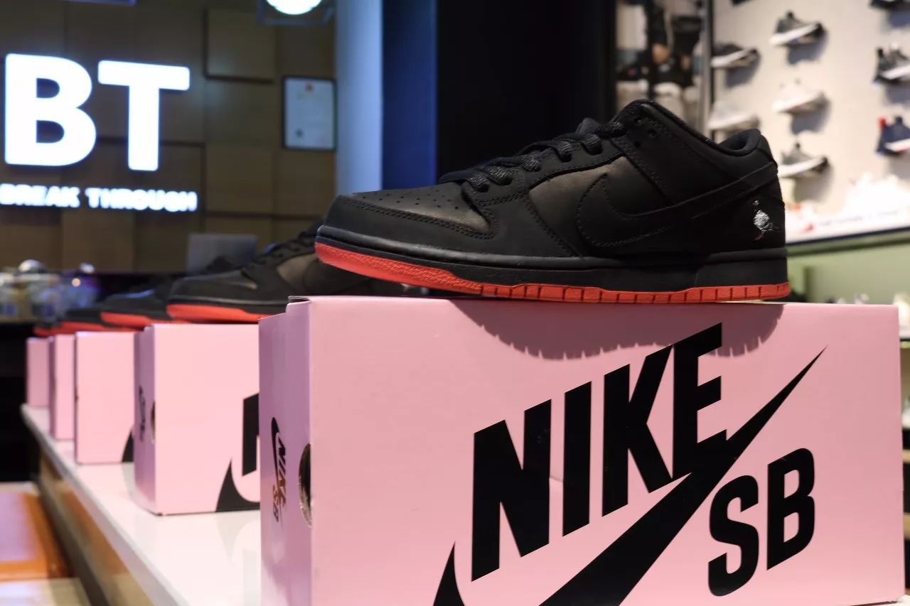 bt发售回顾#【11.11 发售回顾 | jeff staple x nike dunk sb low】