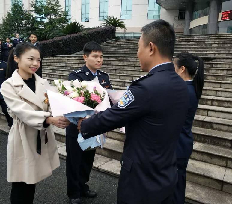 耒阳人的骄傲!全国道德模范匡兵,温琦华赴京领奖