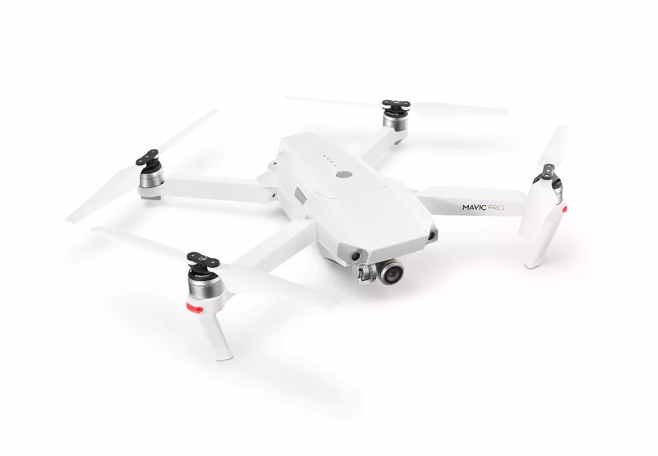 大疆发布"御"mavic pro 初雪白限定套装