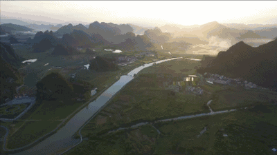 cctv9大型航拍系列纪录片《航拍中国》以空中视角俯瞰中国,每一帧里