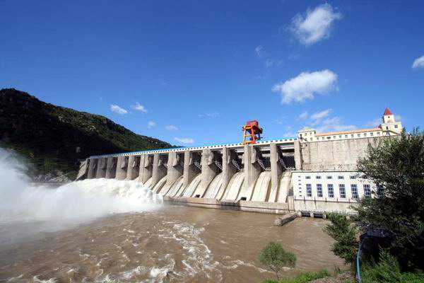 水库堤坝加固,让下游群众安居乐业!