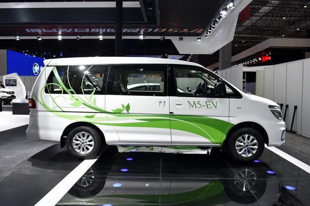 东风风行新能源车型景逸s50 ev/菱智m5 ev将在广州车上市_搜狐汽车