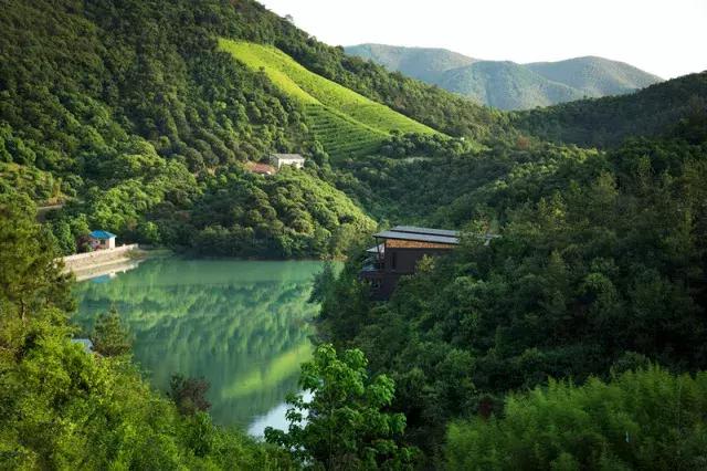 浙江德清一座碧波荡漾山林绿意的小城适合回归自然的原生态度假