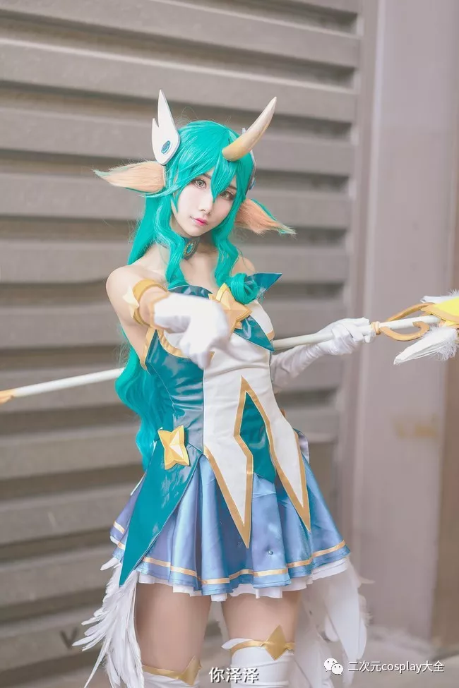 中的一名辅助型英雄,而星之守护者是索拉卡的魔法少女皮肤,coser@英雄