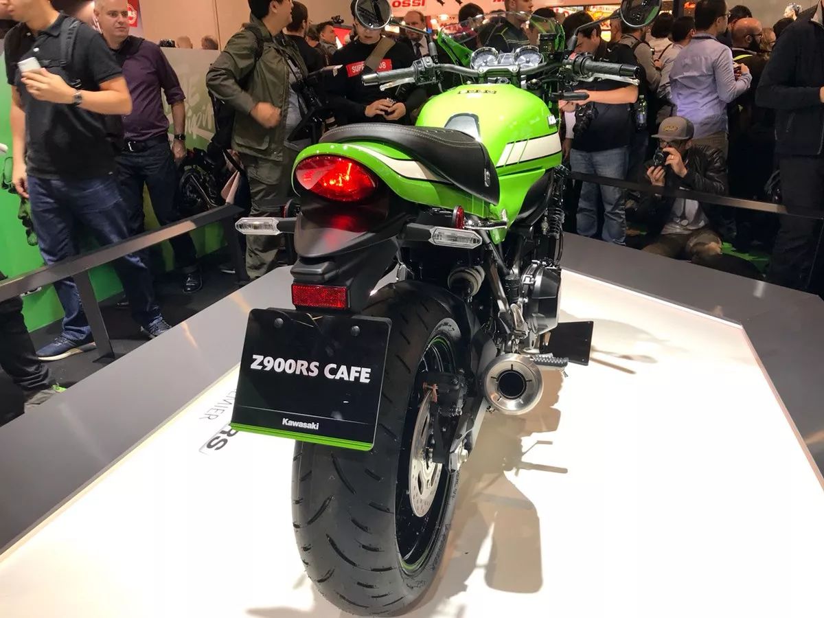 只有传统的绿色,kawasaki z900rs cafe "咖啡"