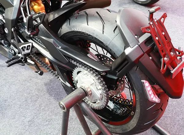 nk界中的艺术品-2018款奥古斯塔brutale dragster 800 rr_搜狐汽车