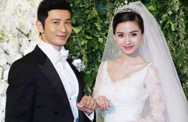 当angelababy真正走上红毯那一天,世纪婚礼也被人津津乐道,几乎轰动了