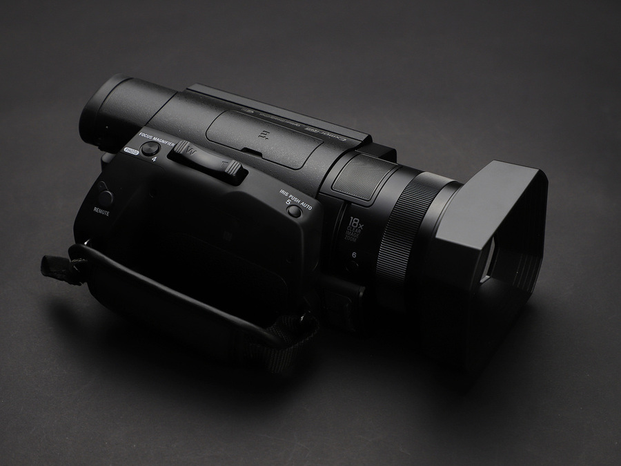 首款民用级4k hdr手持式摄像机 索尼ax700外观图赏