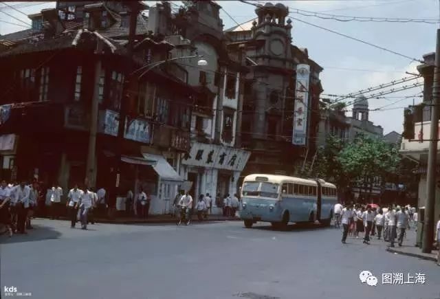 上海80年代有多少人口_宁夏有多少人口(2)