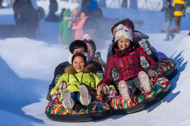 2017东北全景哈尔滨雪谷徒步穿越雪乡长白山雾凇岛冰雪7日户外体验之