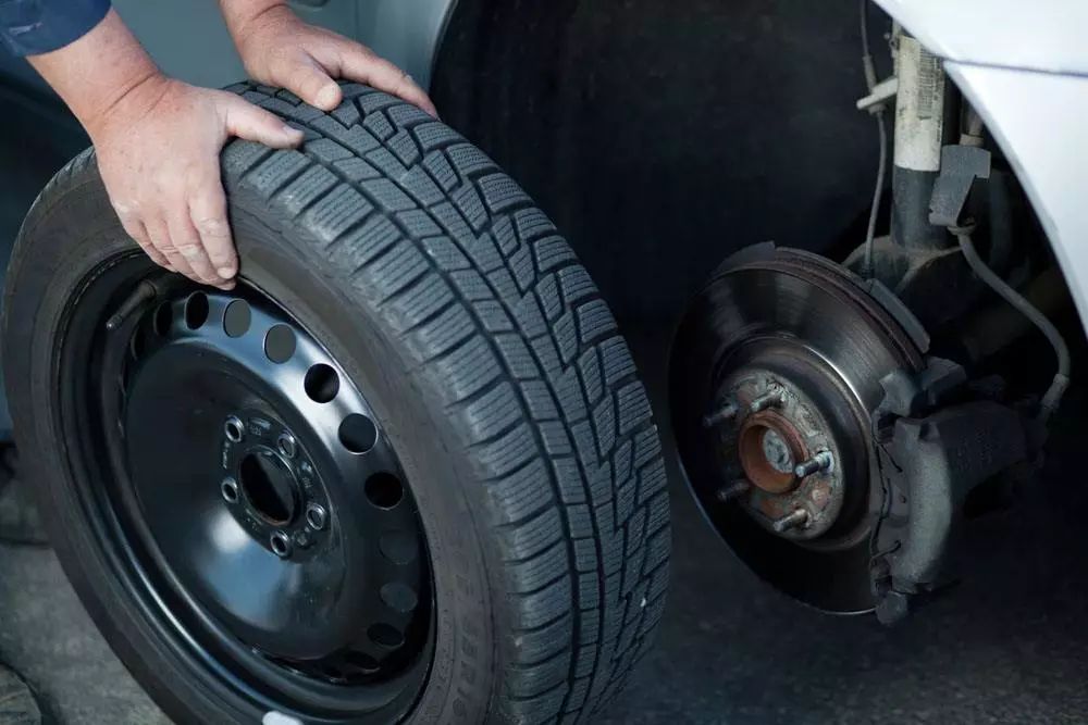 合肥汽車零件：輪胎漏氣的幾個原因