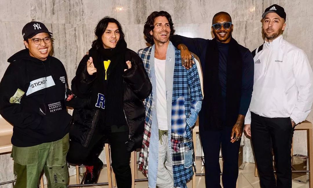 guillermo andrade(左二) 与 greg lauren(中),samuel ross(右二)