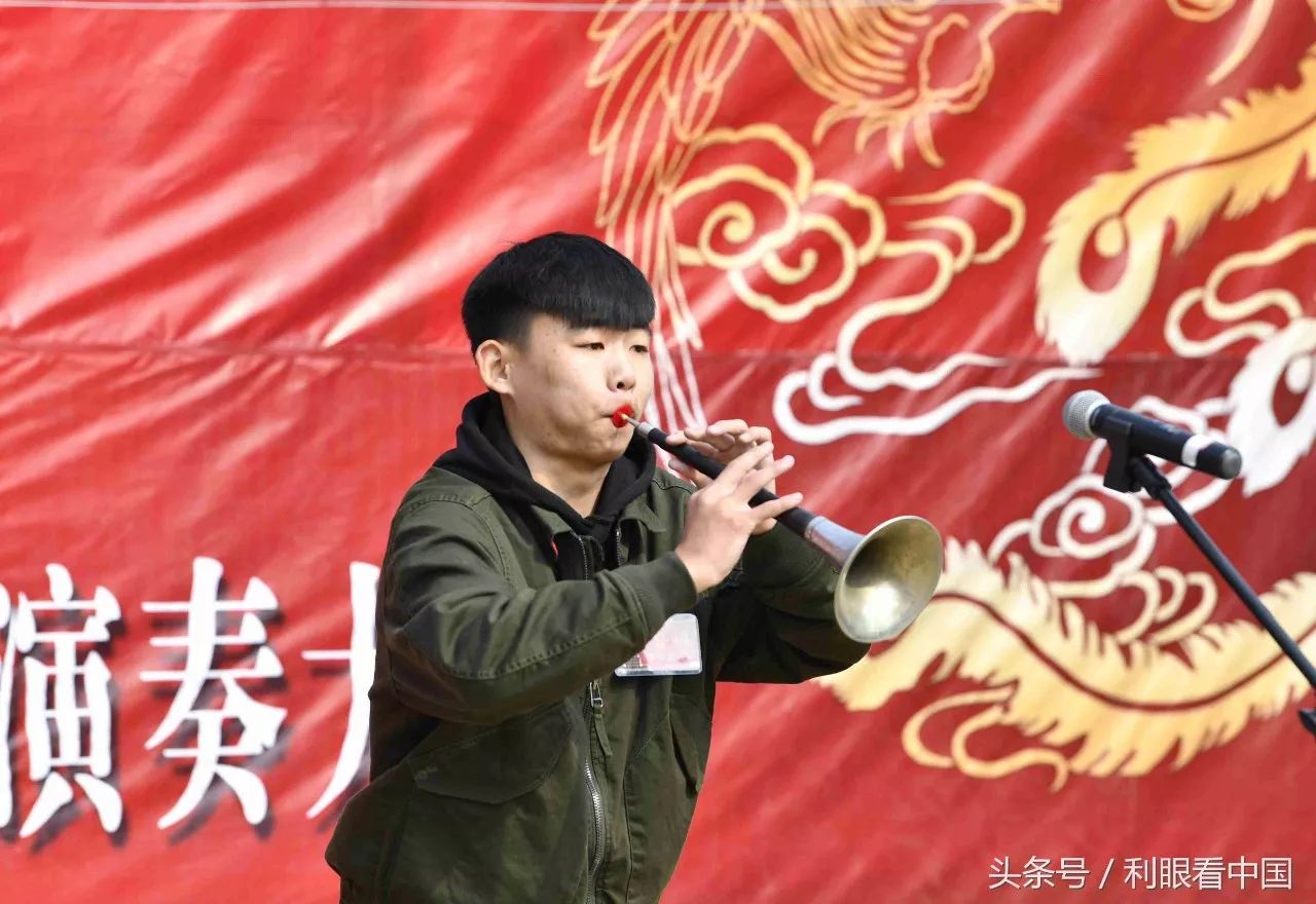 魏武广场吹响唢呐名曲,民间艺人助力文化旅游年!