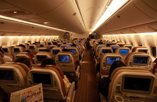 2018全世界最佳航空公司排名：《用经济舱的钱get头等舱的体验》