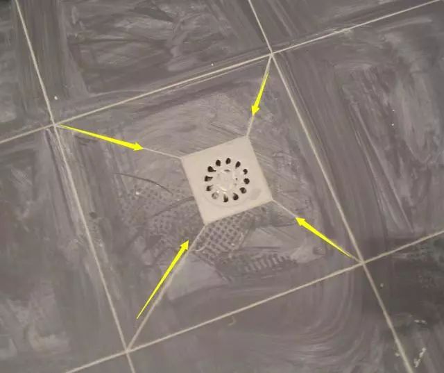 对角线切割卫生间地漏安装是容易被忽视的一个环节,好的做法兼顾实