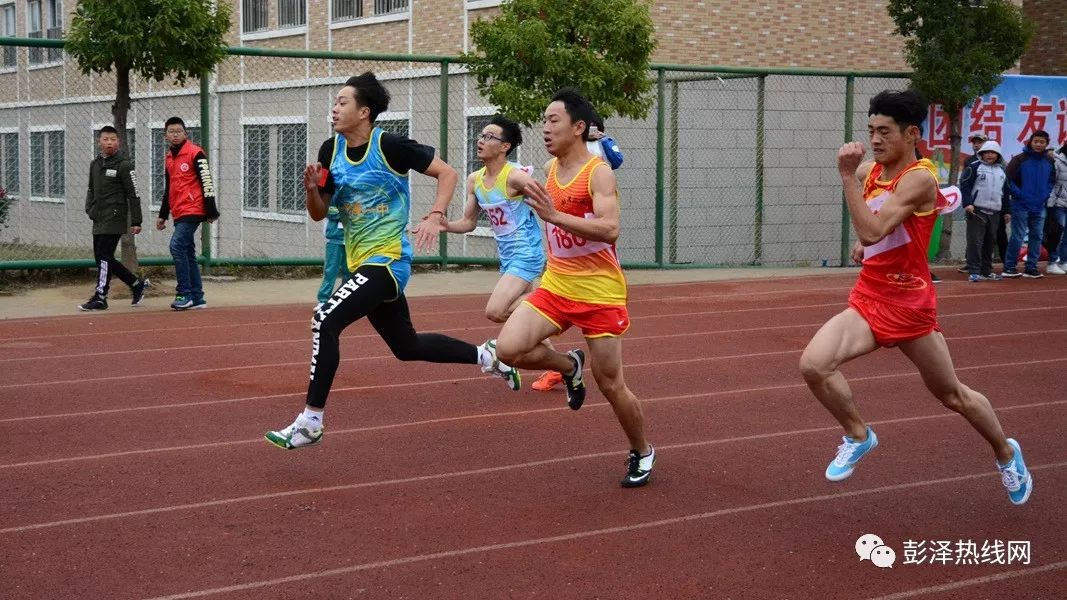 直击彭泽县中小学生运动会开幕式!快来为运动健儿们打