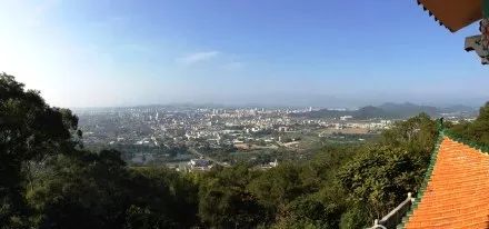 赵朴初题书"粤东一壁"的石壁山风景