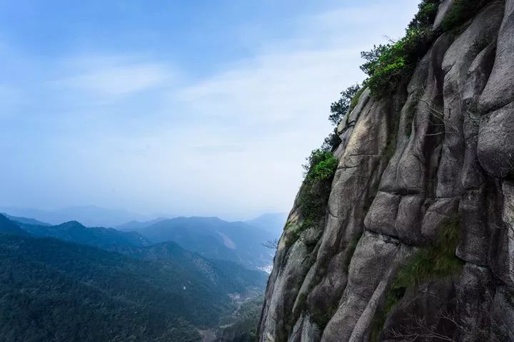 [乡-喜讯]新昌这个村被国家看中,发了一枚金招牌!