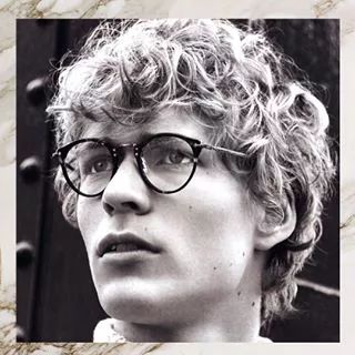 oliver peoples