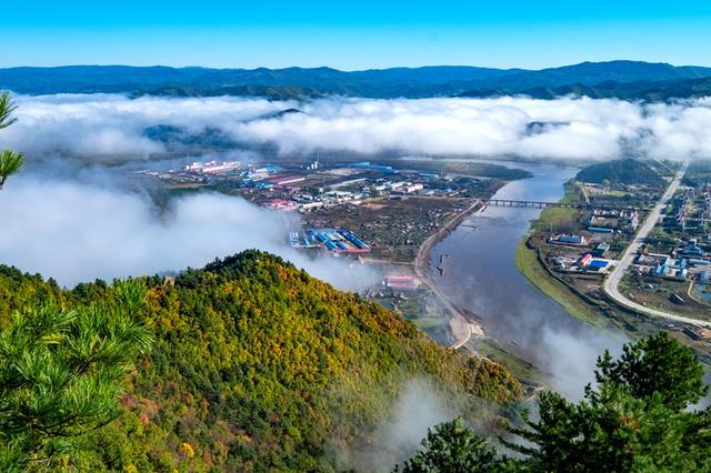 金山屯风景区 金山屯区隶属黑龙江省伊春市,位于小兴安岭南麓,汤旺河