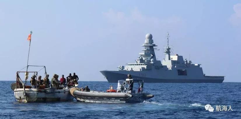 【更多】看点 | 注意！索马里海盗使用火箭榴弹攻击船舶