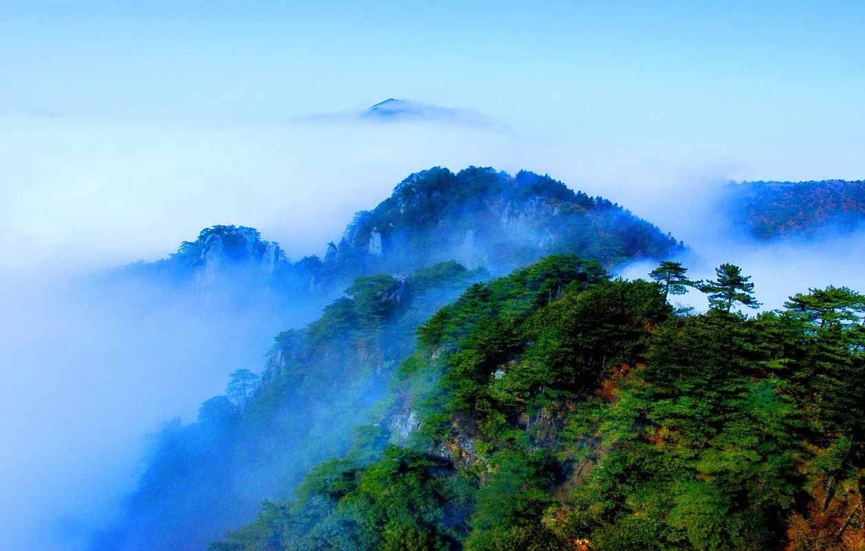 宜春明月山:山月相融,美景如画