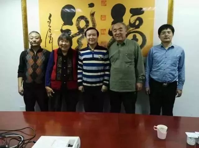 叶小沫女士,叶永和先生对大赛的支持