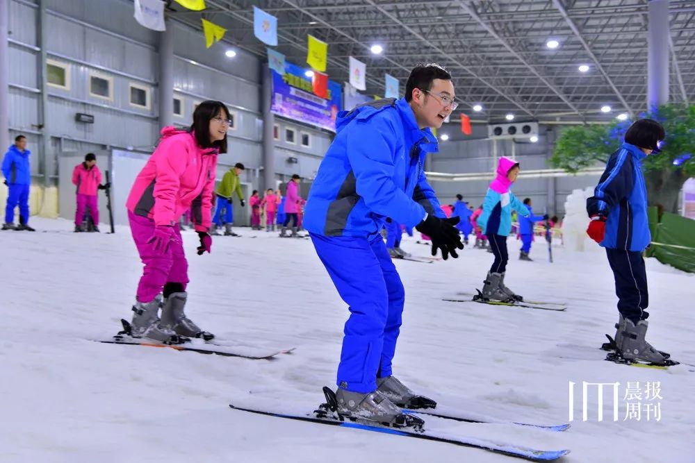 长沙最大的室内滑雪场,还有梦幻冰雕世界让你穿越去东北~ | 长沙指南