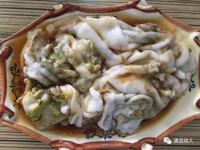 原来早起真系有虫食清远人你敢唔敢食禾虫肠粉