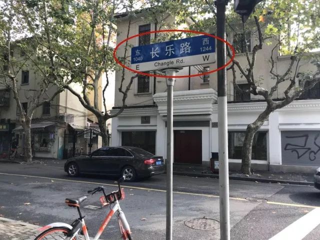 像记者这样的路痴,如果不看路牌,分分钟徘徊在十字街头.