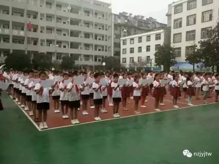 红领巾小书虫|南漳县实验小学的读书活动正在进行