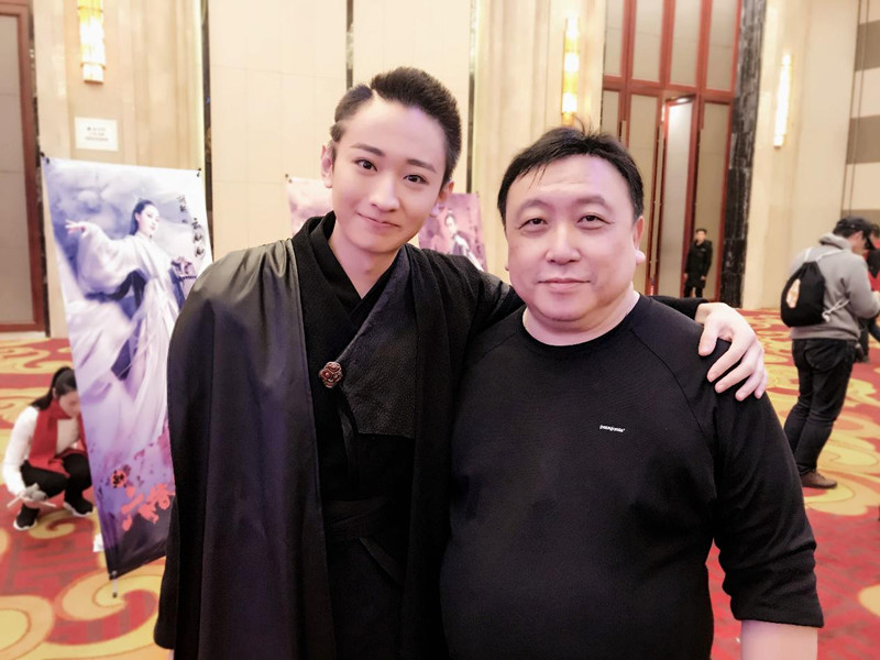 著名导演王晶担任总监制,总导演,总编剧,郭虎执导,陈浩民,胡然,郑鹏等