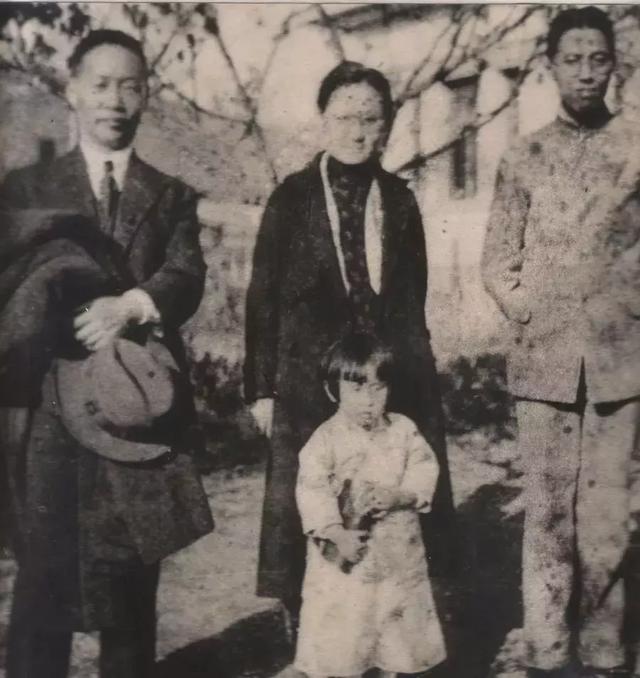 1920年12月26日凌晨,随着一声哇哇大哭,29岁的年轻教授陈鹤琴
