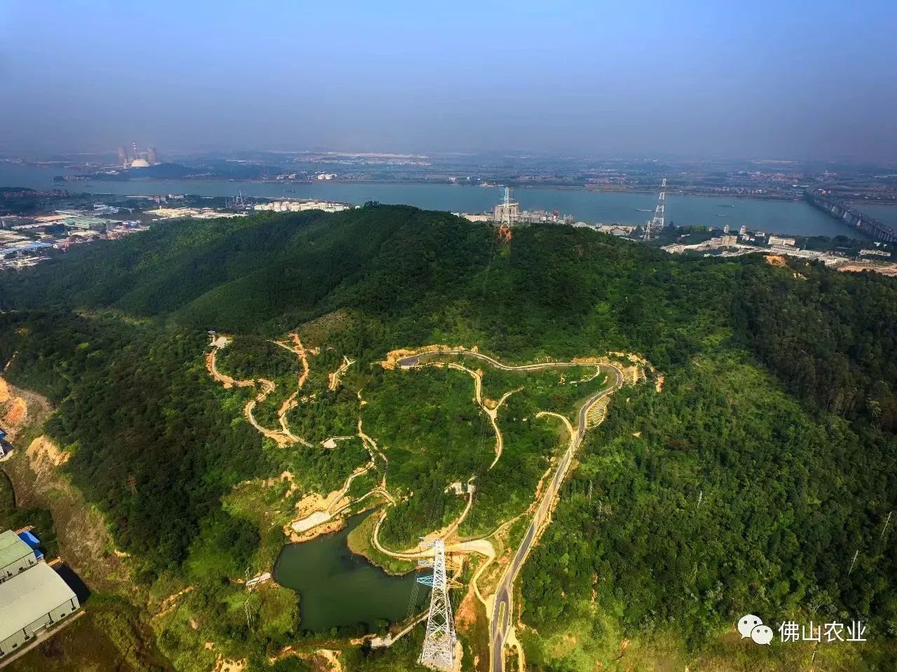 旅游 正文  佛山南蓬山森林公园,位于高明区西江新城北侧,预计今年底