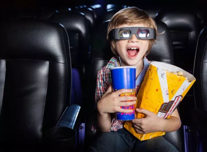 【仙桃佳视眼镜】3d电影真的适合孩子看吗?