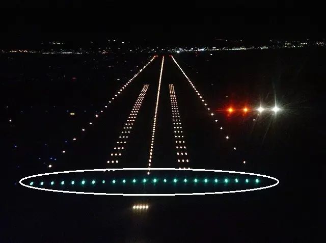 航空科普手把手教你认识机场的灯光系统