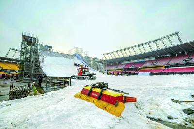 谈球吧体育：【体坛风暴】冬天到了我们去滑雪吧！(图1)