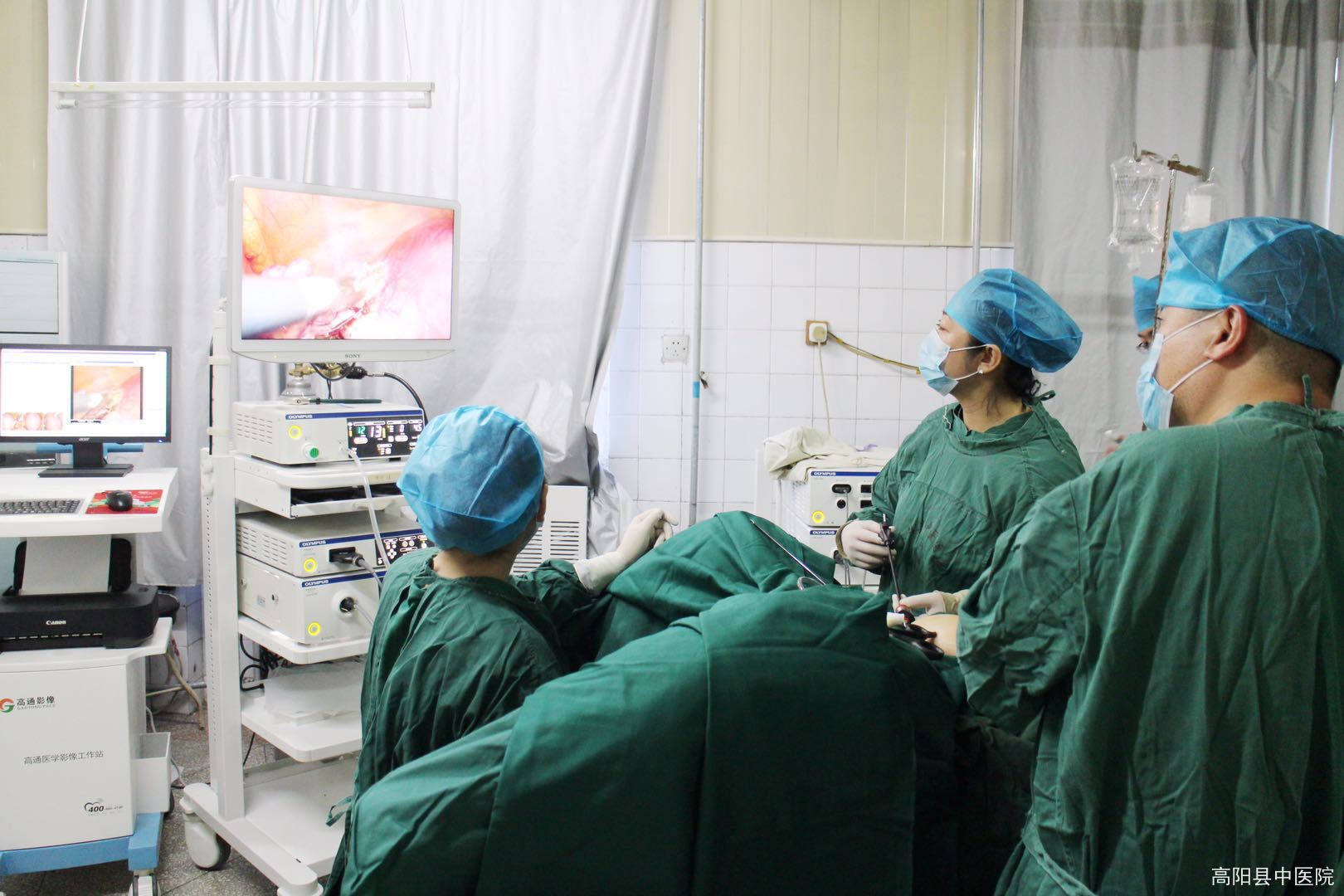 医院妇科独立完成首例宫腔镜子宫内膜息肉电切术