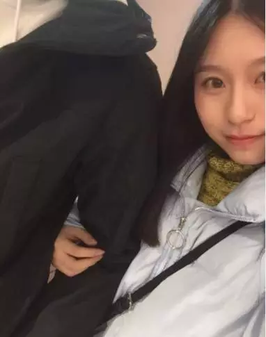 妹子如何假装自己有男票,如今女孩儿的心思太难猜啦!