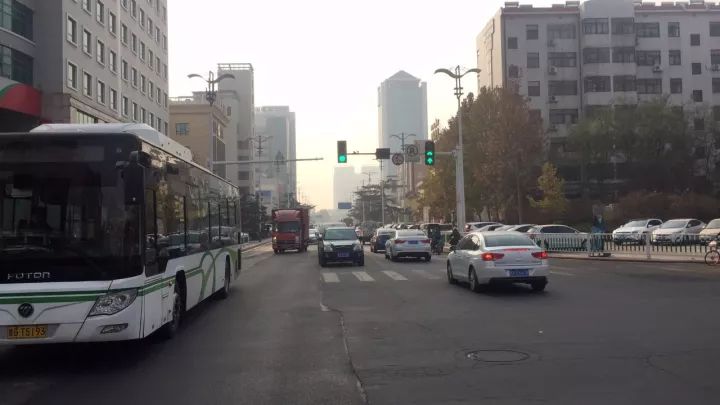 速看!四平路,潍州路恢复"双向"通车