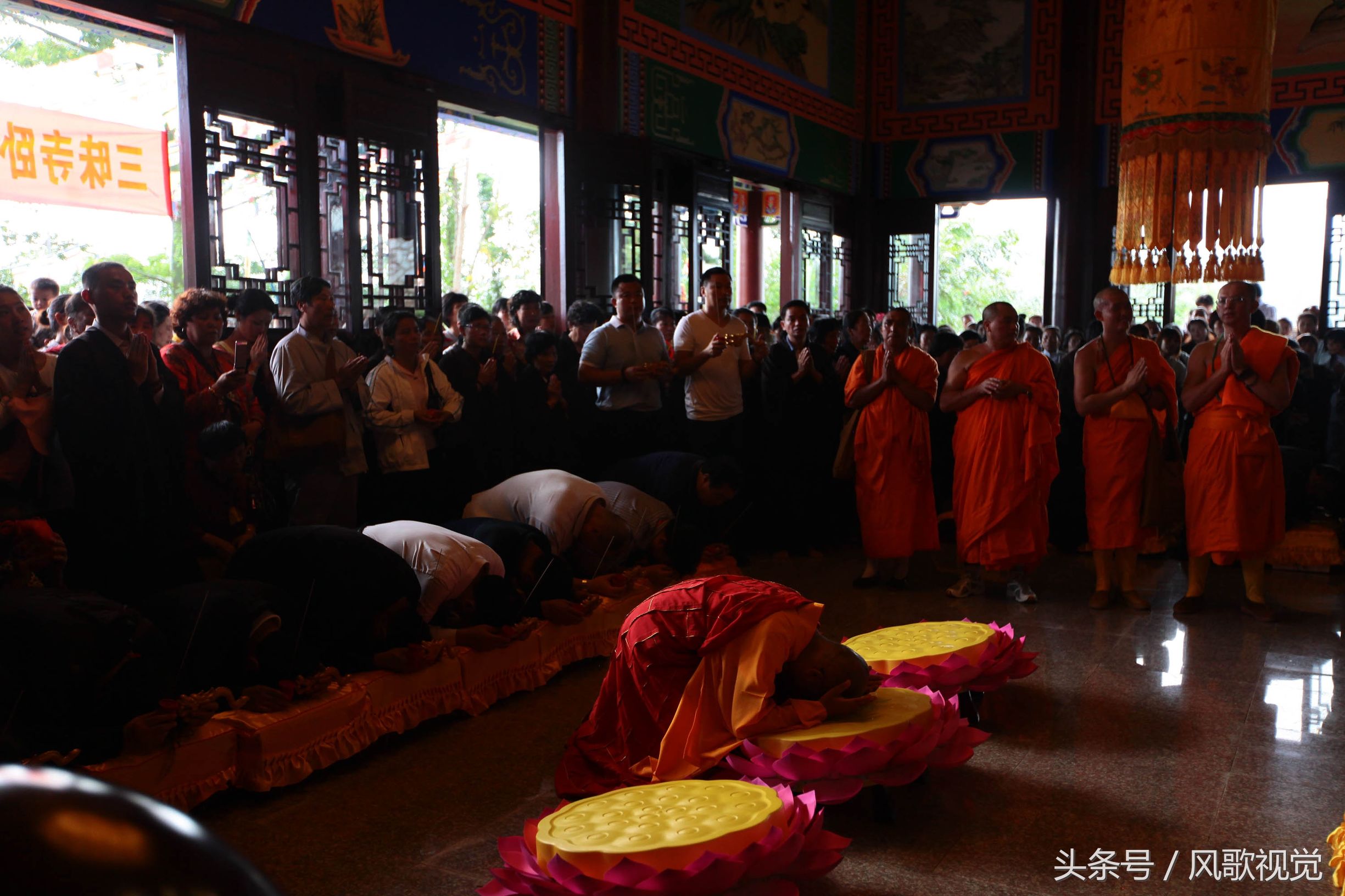 实拍海南陵水三昧古寺卧佛殿落成典礼,数百年历史的古寺焕发生机