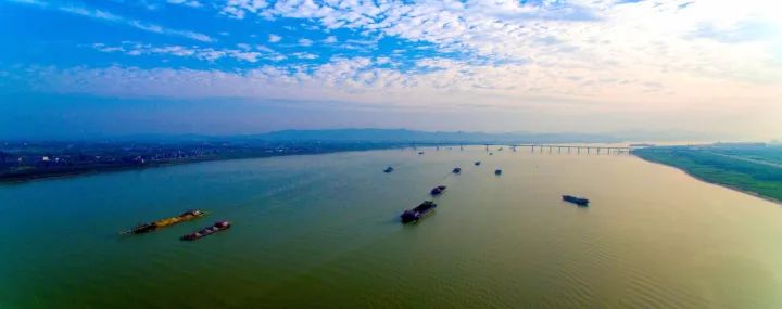 西江河要大变样了,年底建成3000吨级通航,德庆要纳入