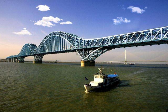 超级工程--最近十年中国最酷的十座超级桥梁