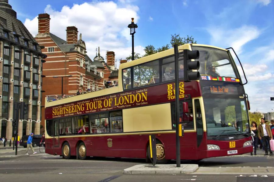 一带一路用工报告 | 英国劳动力市场风险分析及