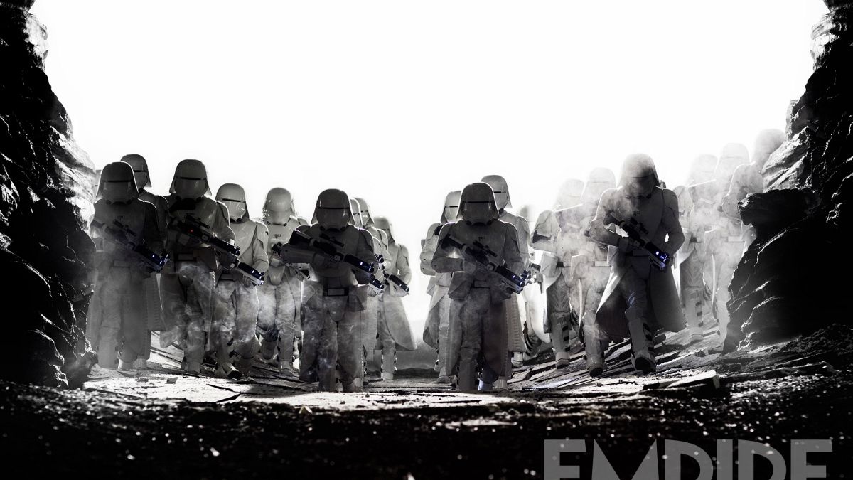 第一秩序的雪地部队方阵在行进 本期《帝国》杂志封面