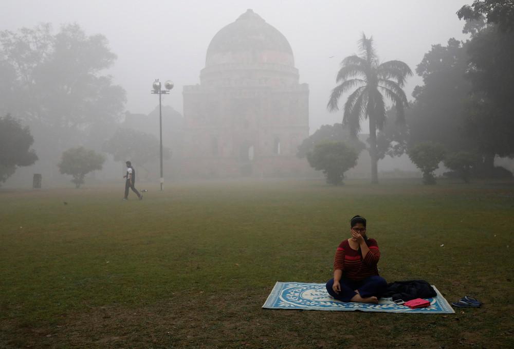 印度雾霾超标75倍：住一天等于吸4包烟，去年致死296万人